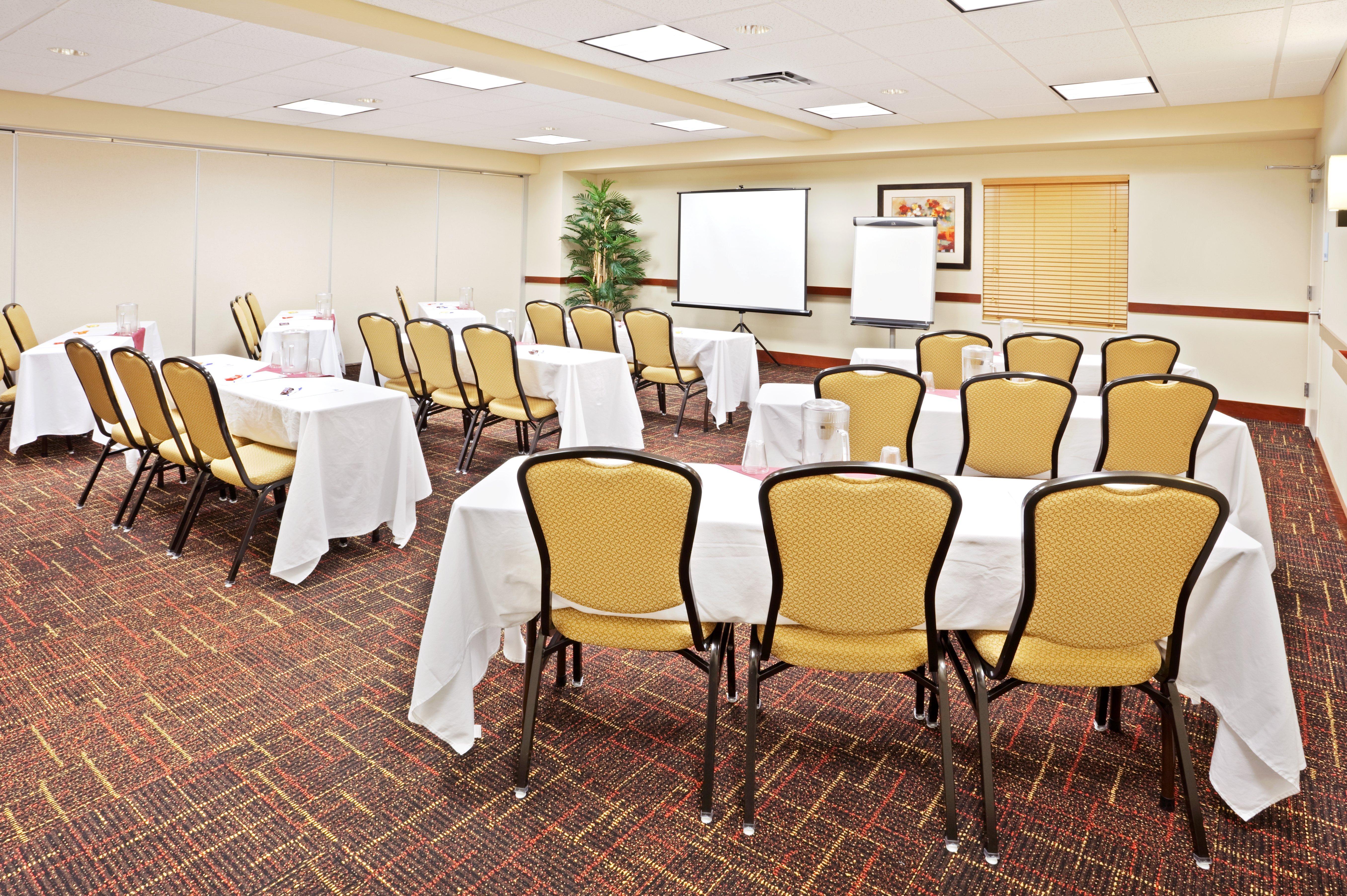Holiday Inn Express Hotel & Suites Chehalis - Centralia By Ihg Extérieur photo